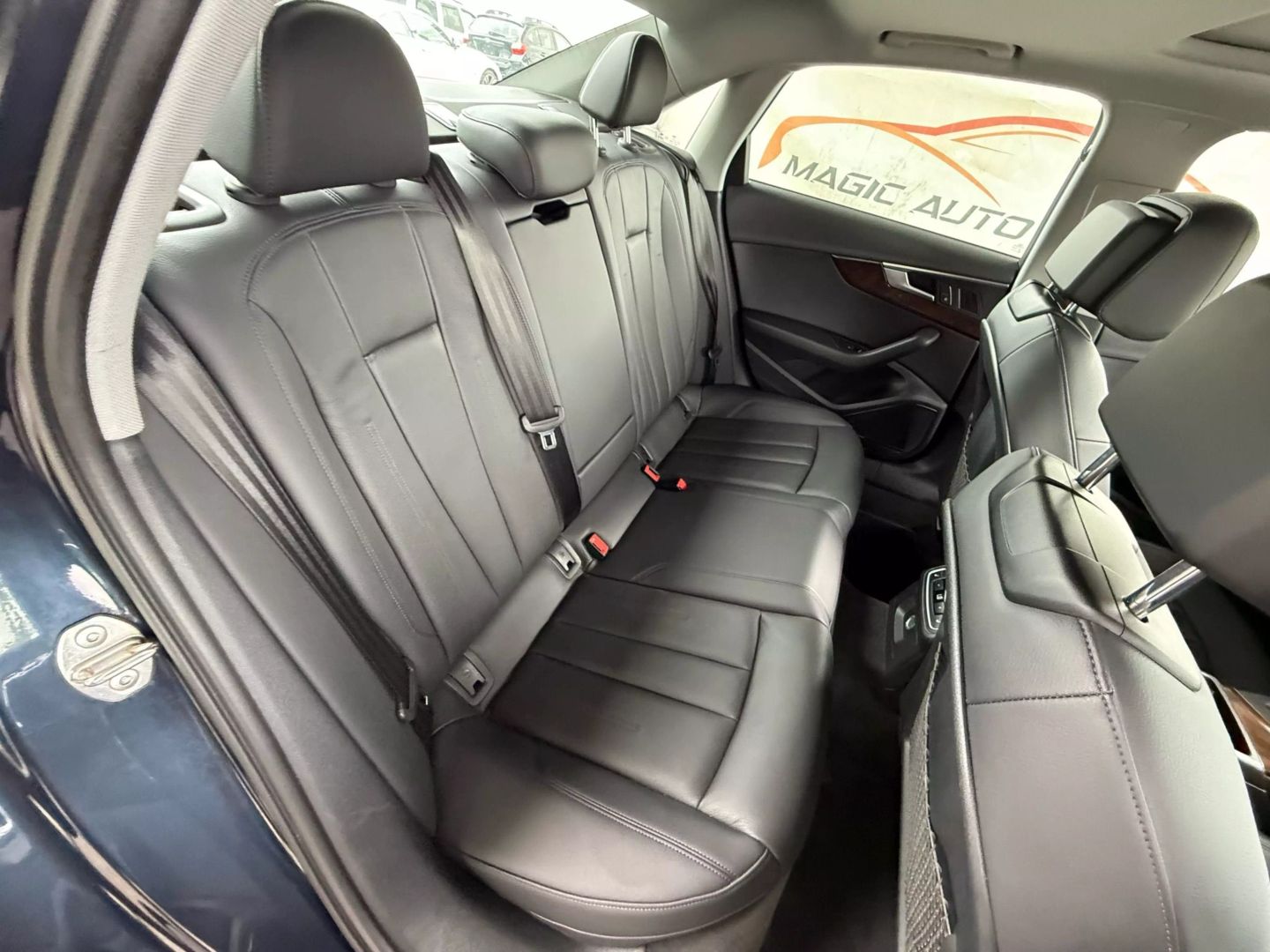 2018 Audi A4 - Image 23