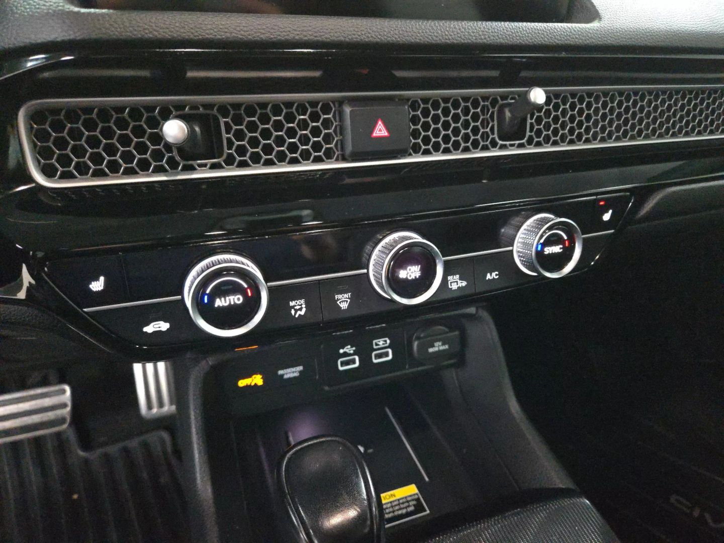 2022 Honda Civic - Image 24
