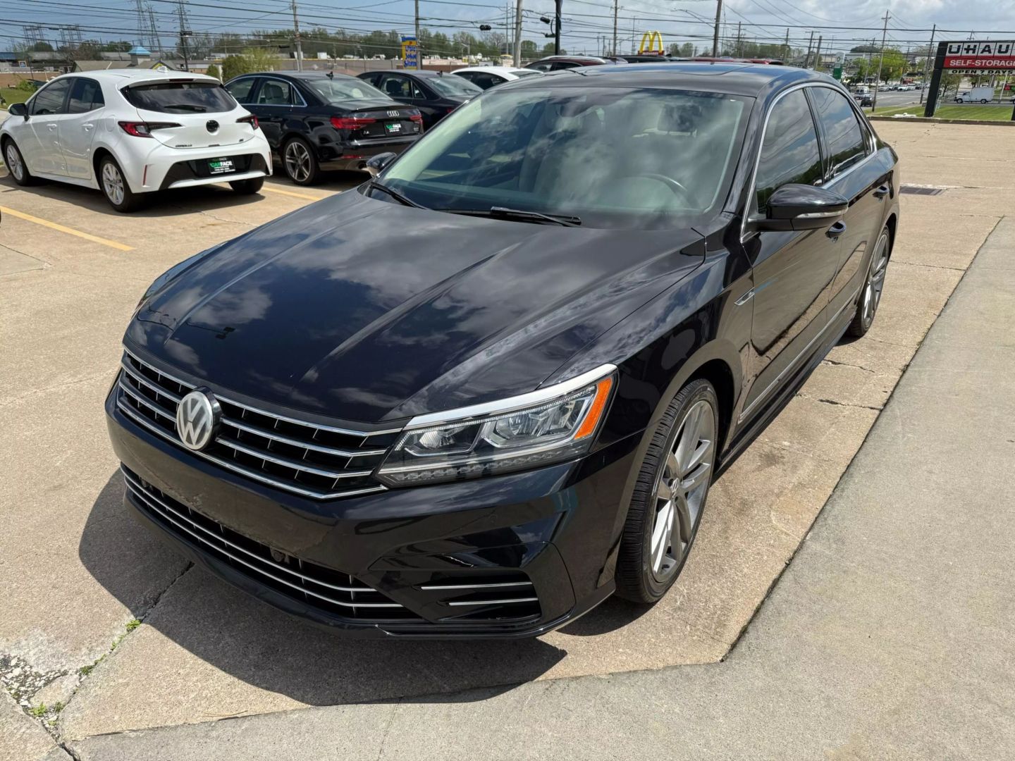 2019 Volkswagen Passat - Image 4