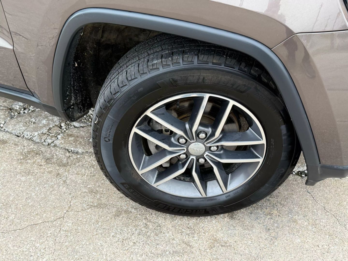 2018 Jeep Grand Cherokee - Image 60