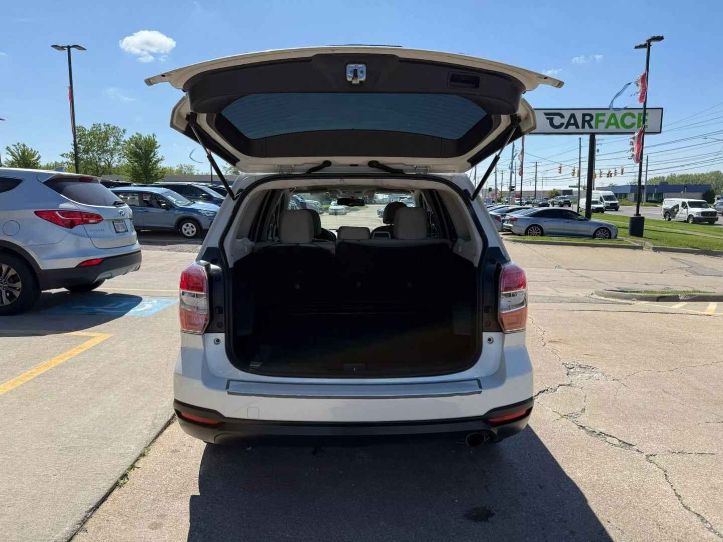 2015 Subaru Forester - Image 11