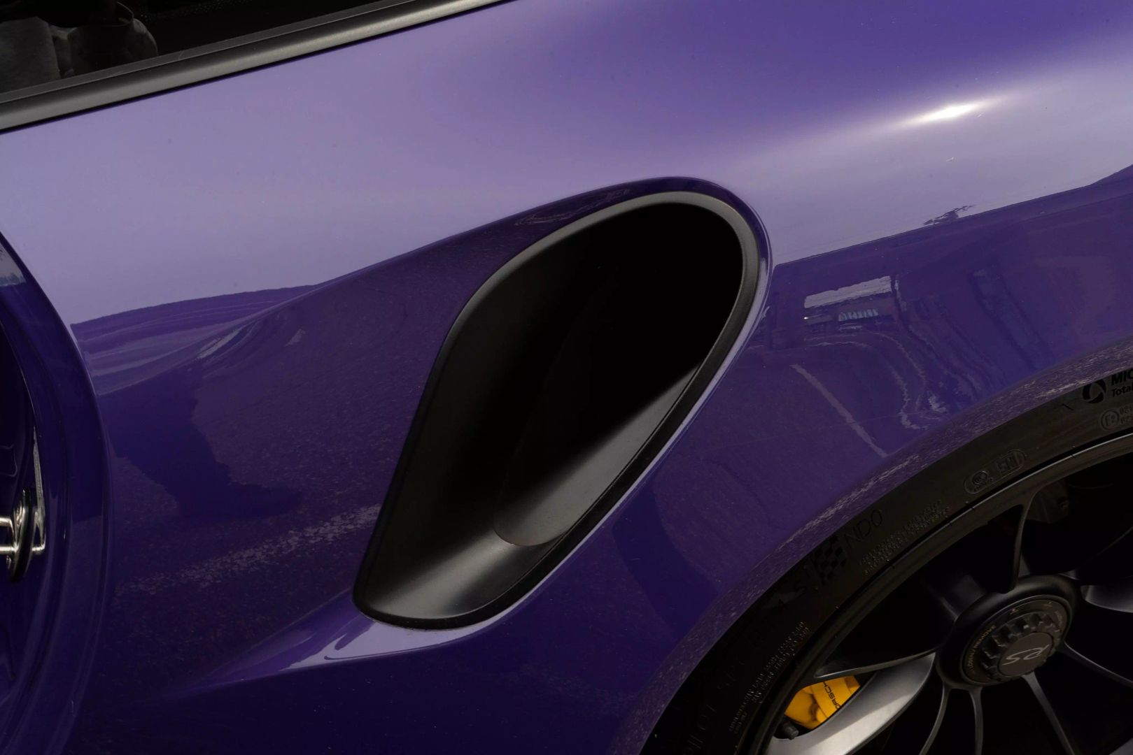 2016 Porsche 911 - Image 33
