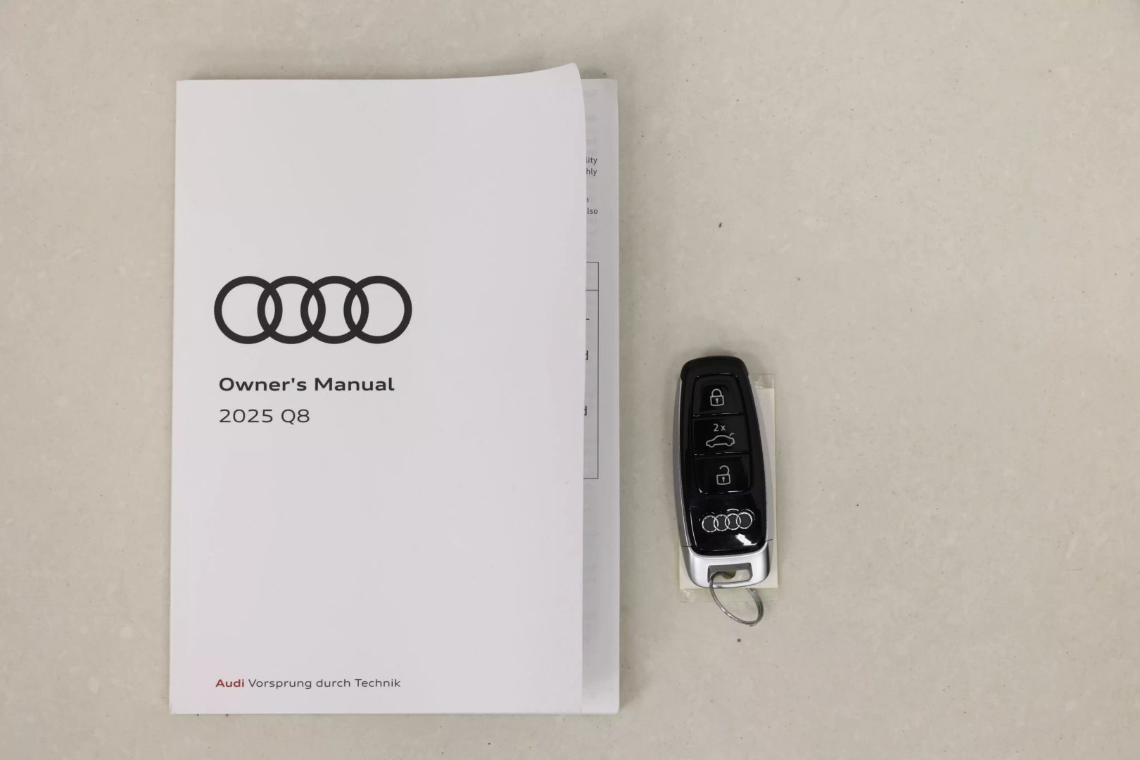 2025 Audi Q8 - Image 5