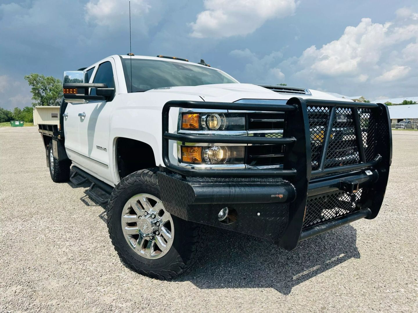 2019 Chevrolet Silverado 3500 Hd Crew Cab - Image 4