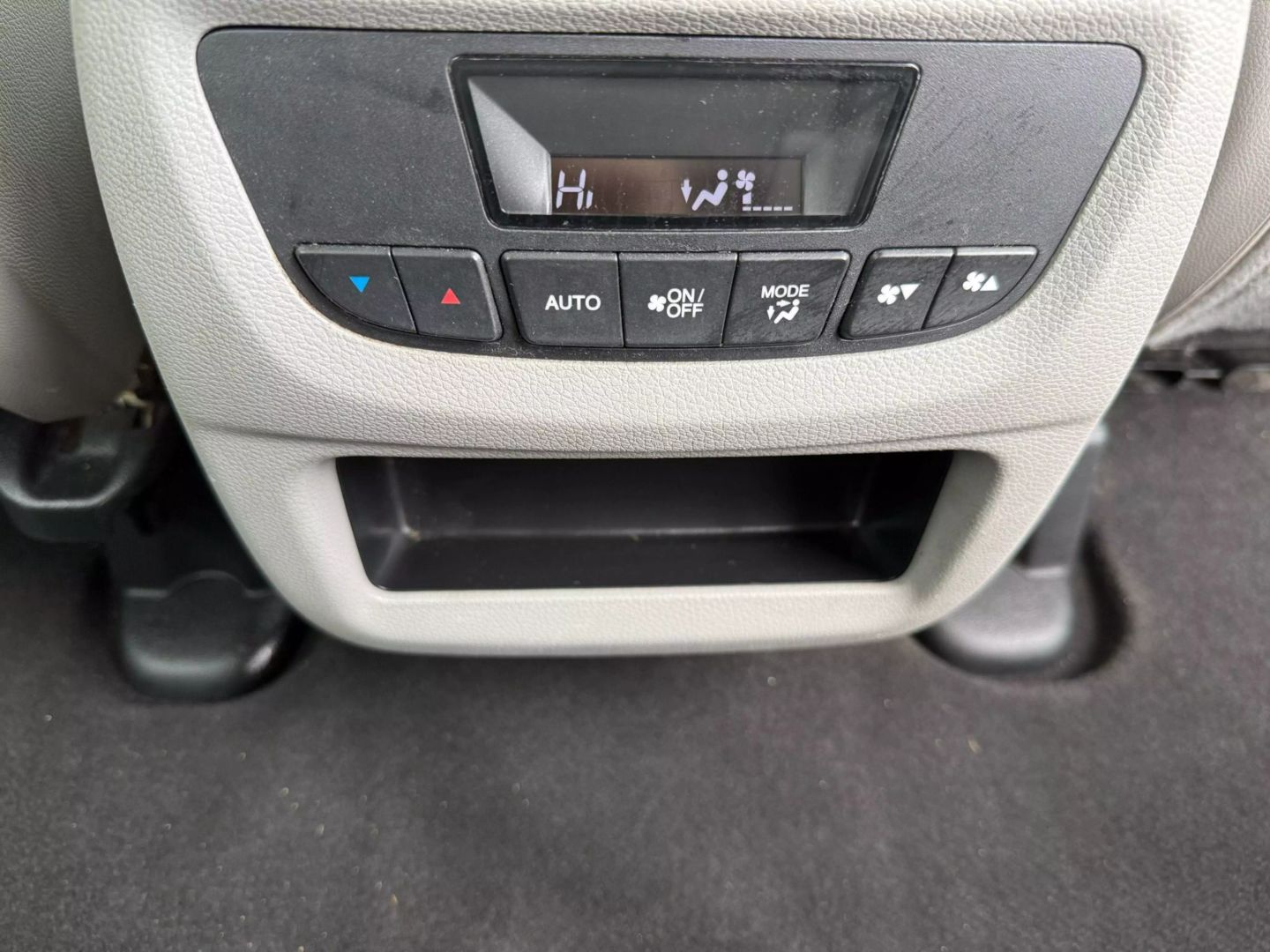 2016 Honda Pilot - Image 24