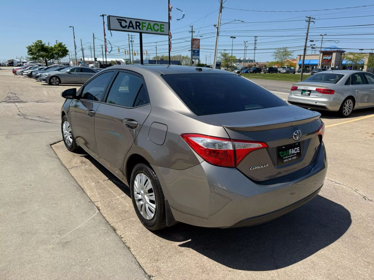 2018 Toyota Corolla - Image 8