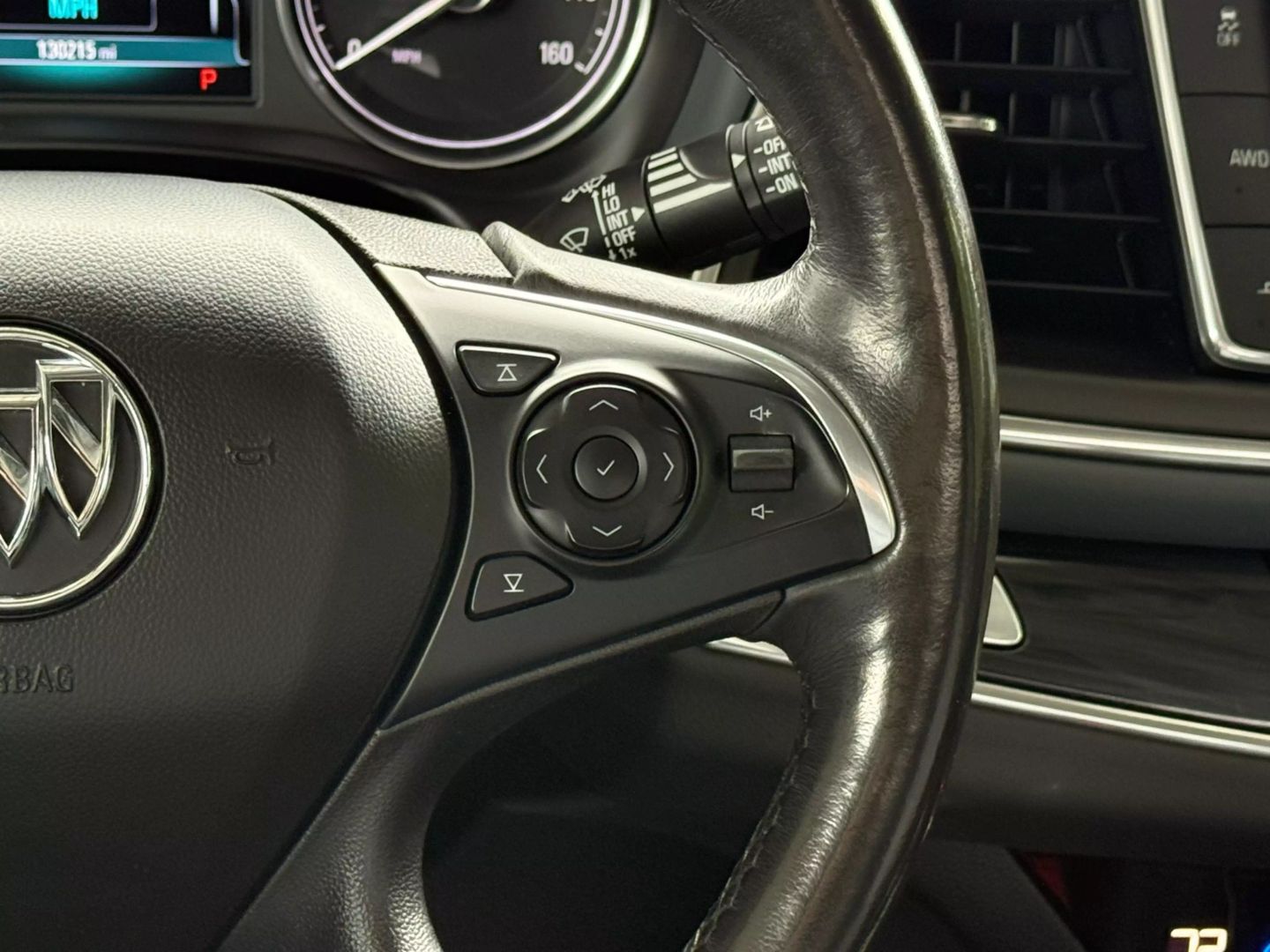 2018 Buick Enclave - Image 38