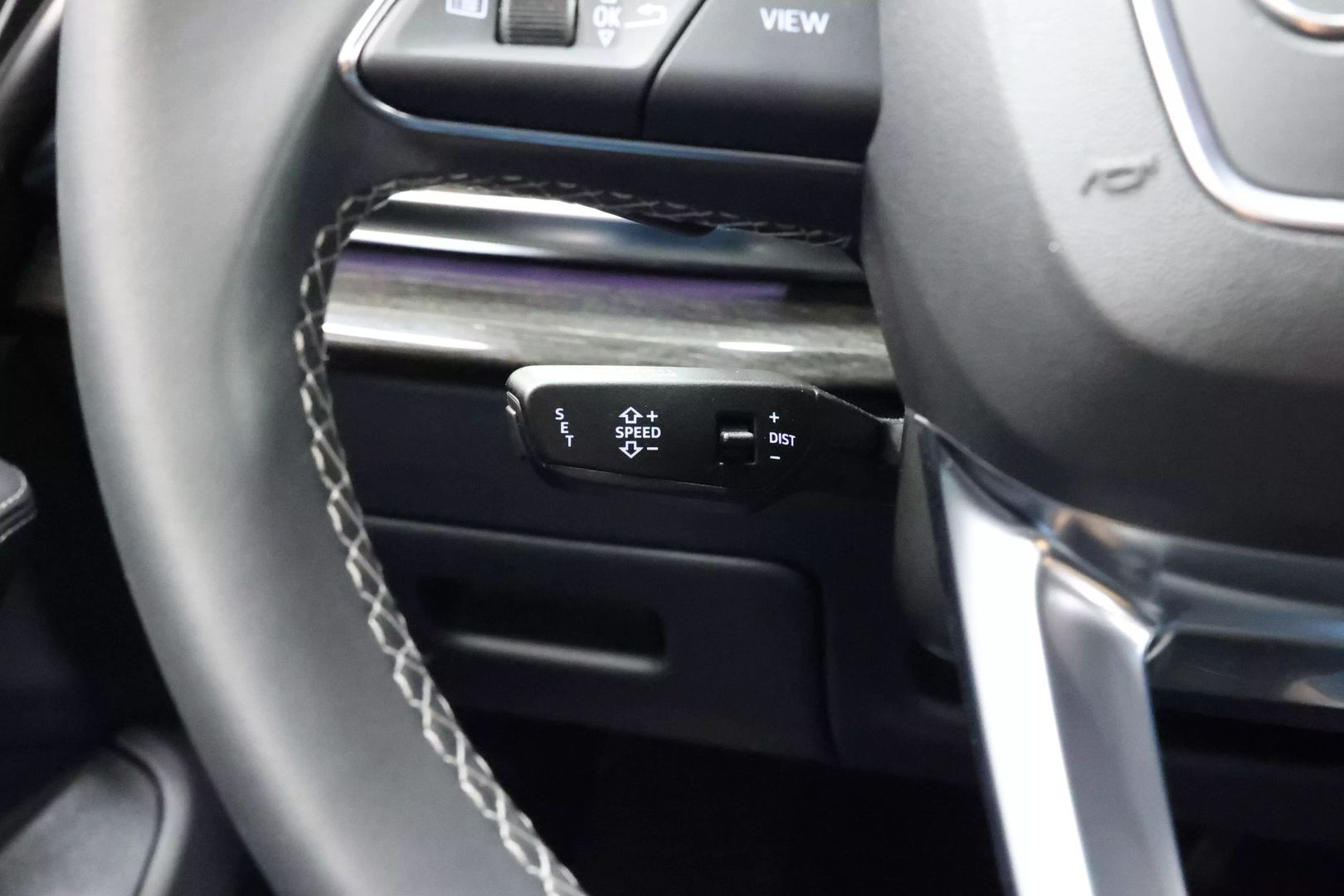 2025 Audi Q8 - Image 24