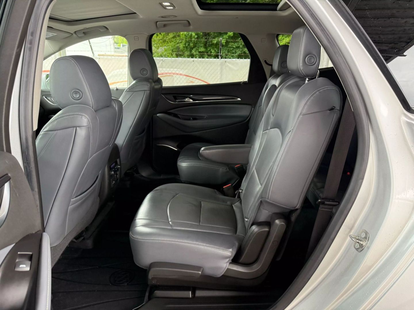 2018 Buick Enclave - Image 18