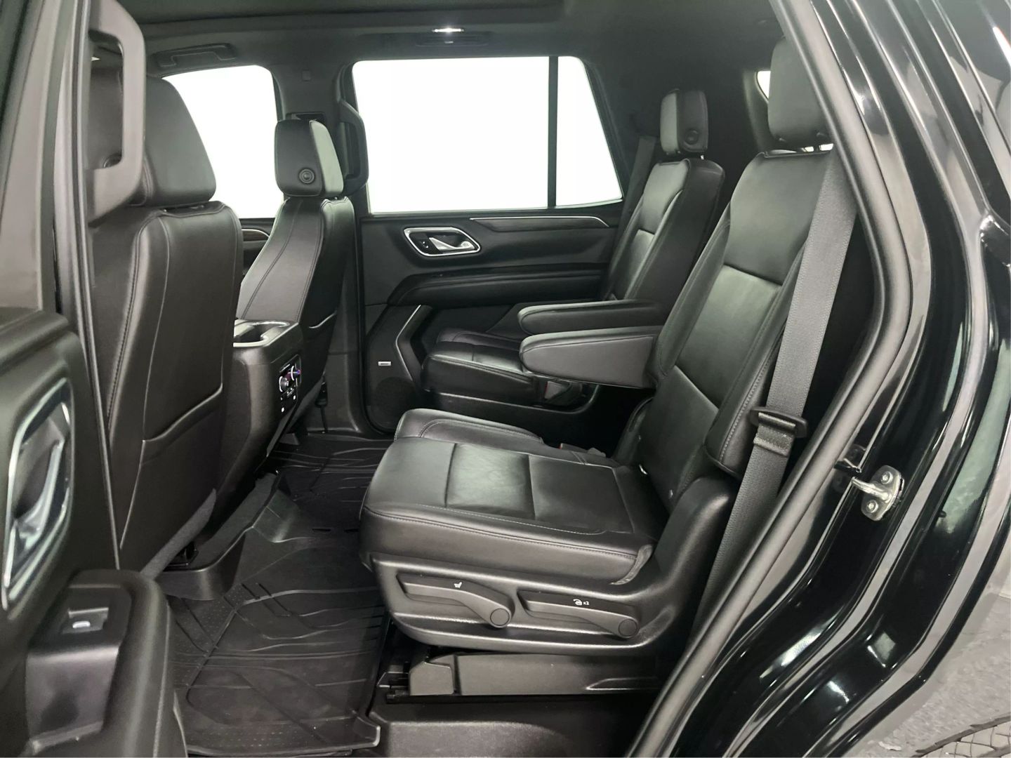 2021 Chevrolet Tahoe - Image 10