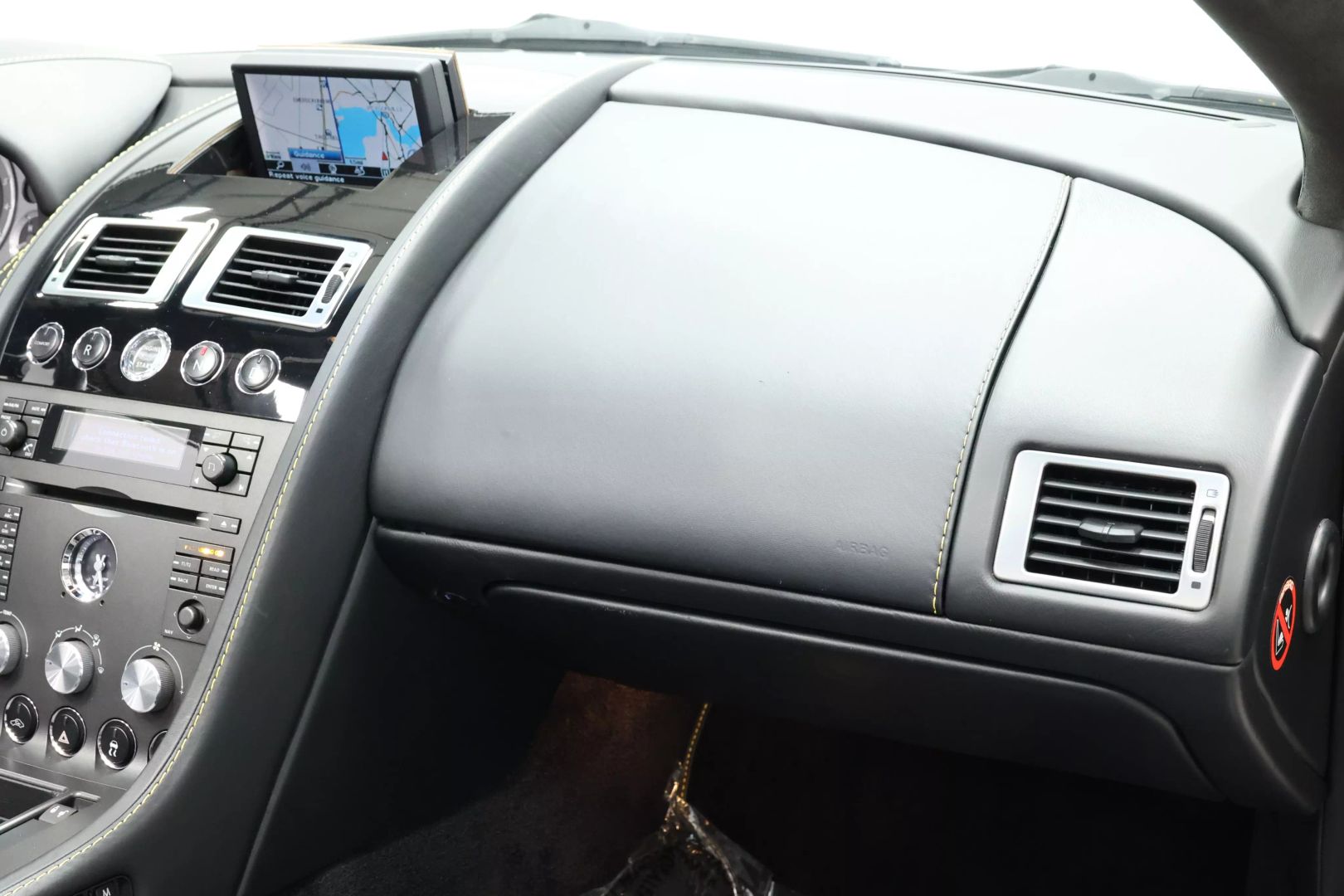 2008 Aston Martin Vantage - Image 78