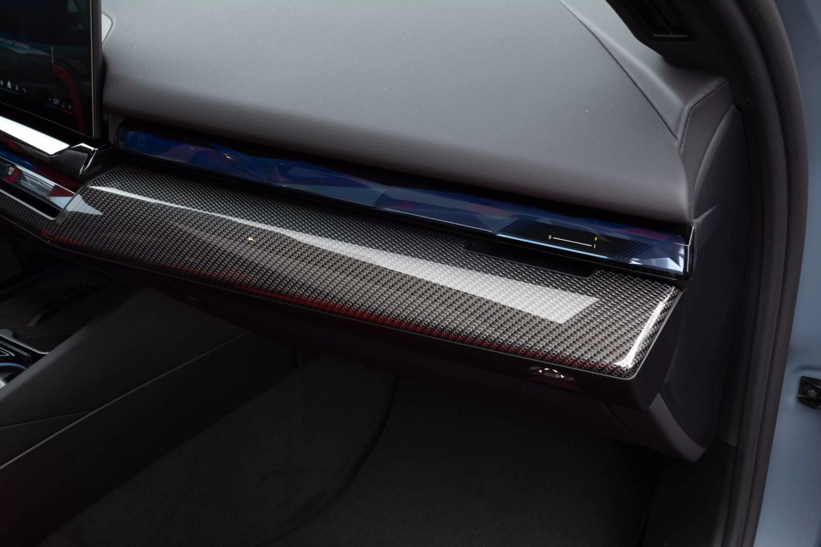 2025 Bmw M5 - Image 53