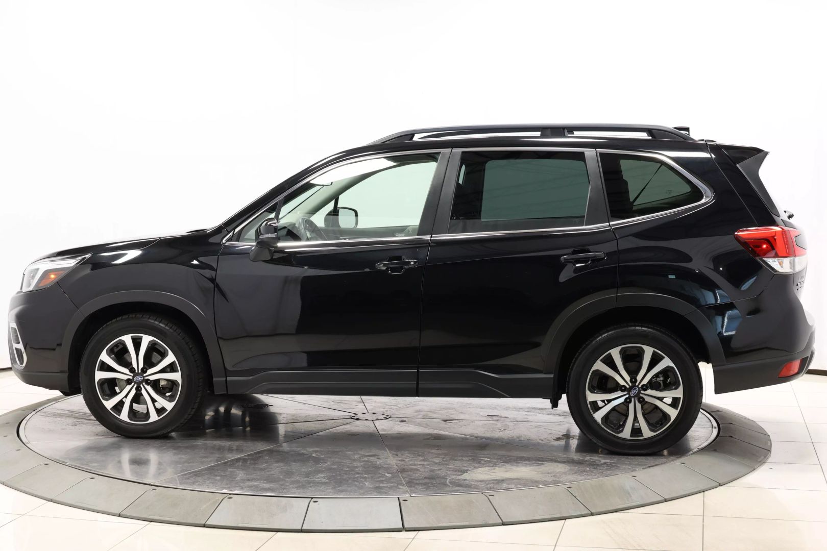 2021 Subaru Forester - Image 6