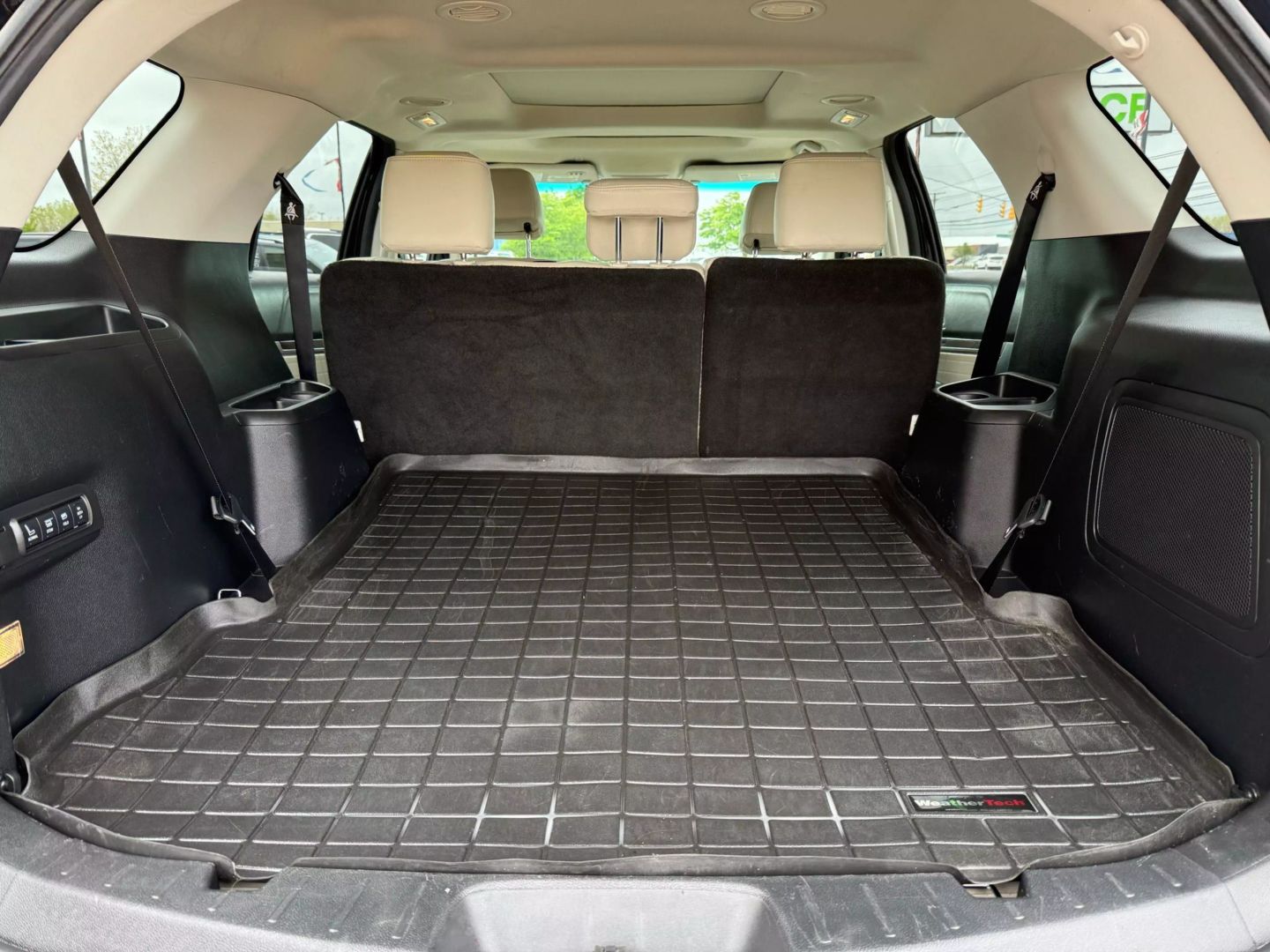 2017 Ford Explorer - Image 13