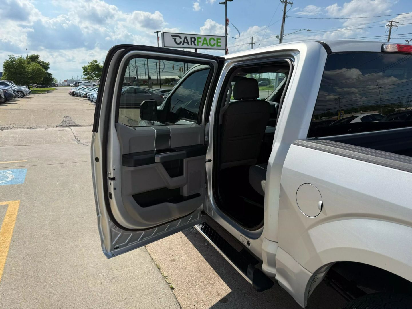 2015 Ford F150 Supercrew Cab - Image 18