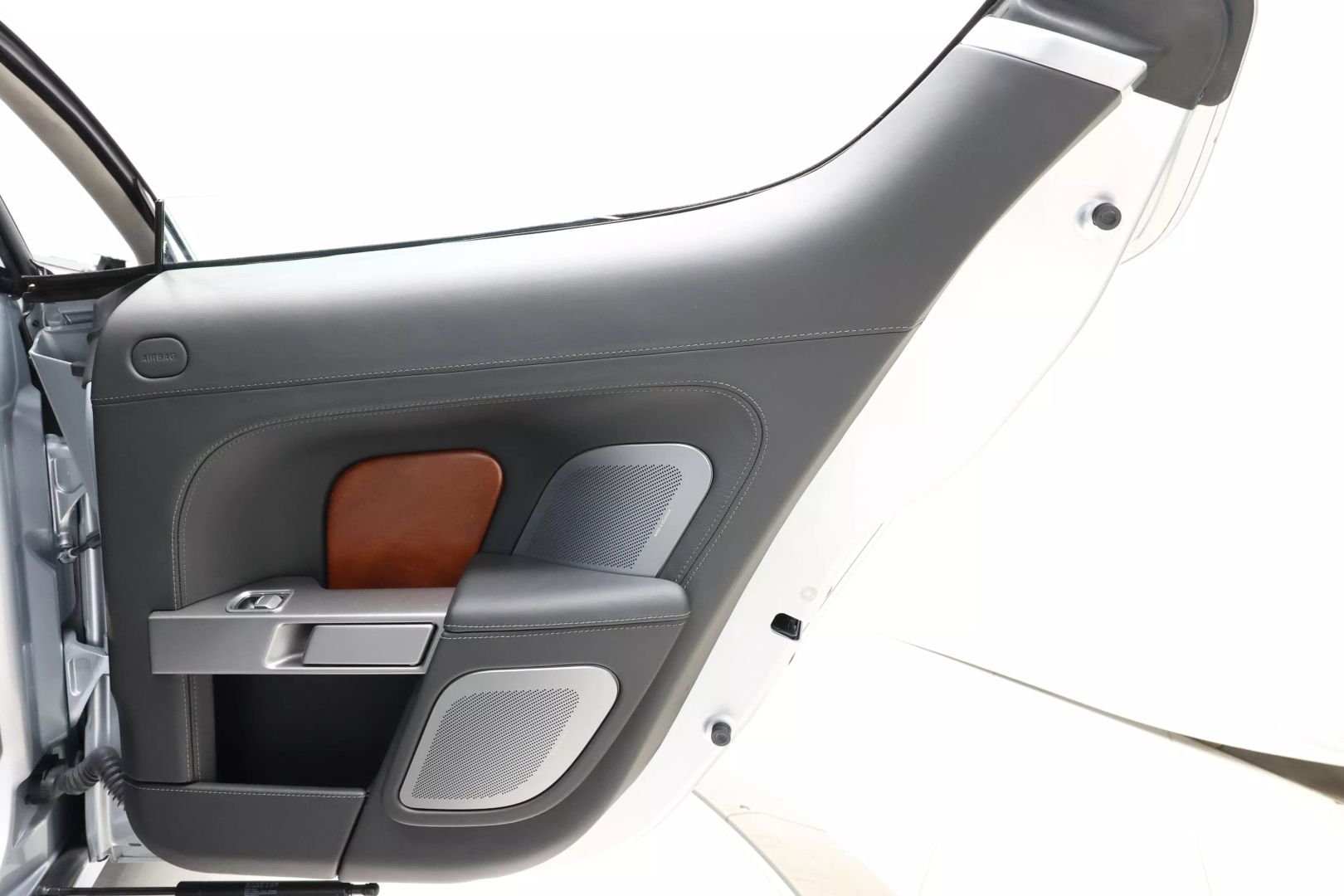 2011 Aston Martin Rapide - Image 79