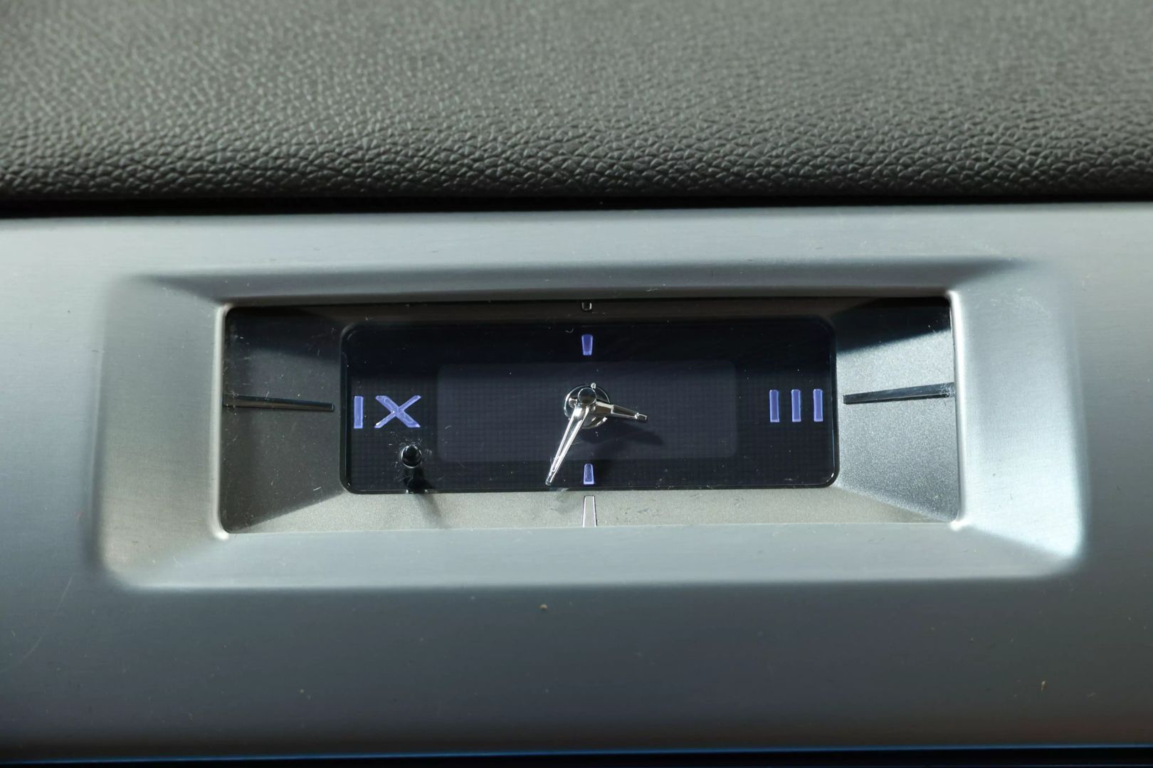 2012 Cadillac Escalade - Image 34