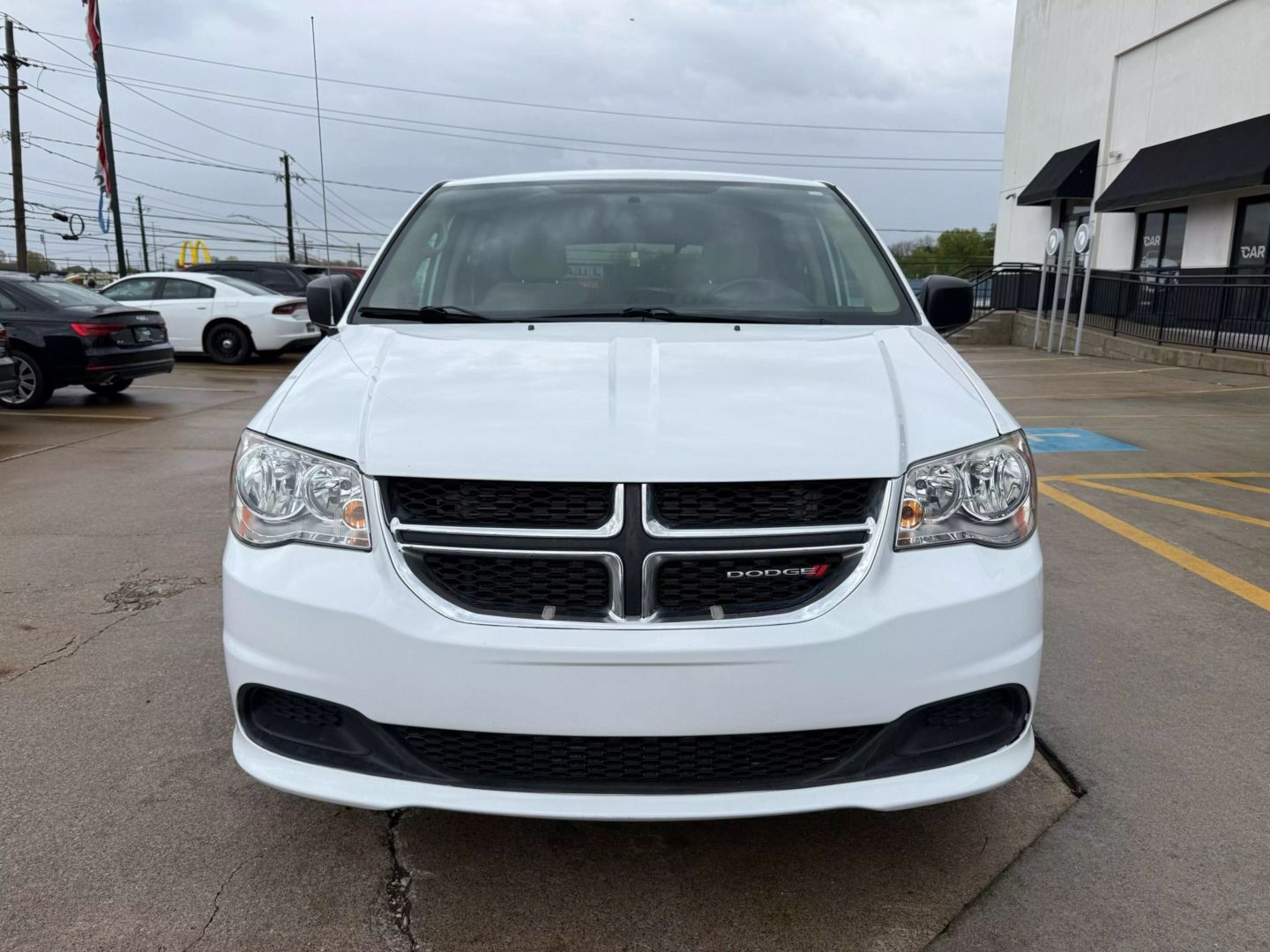 2016 Dodge Grand Caravan Passenger - Image 3
