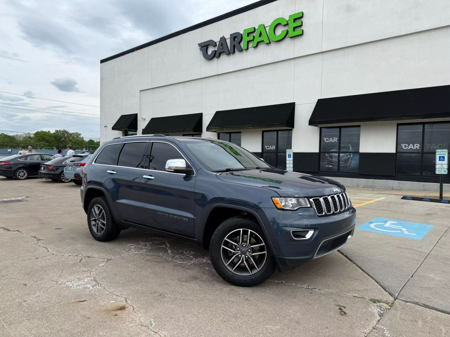 2020 Jeep Grand Cherokee - Image 1