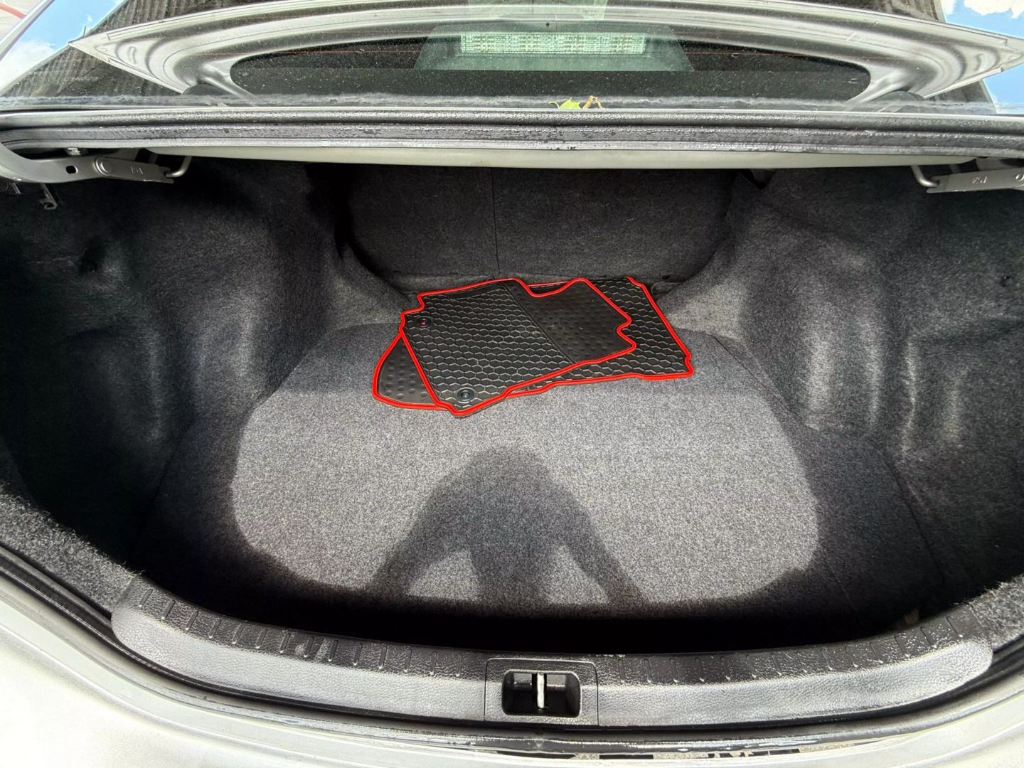 2015 Toyota Corolla - Image 20