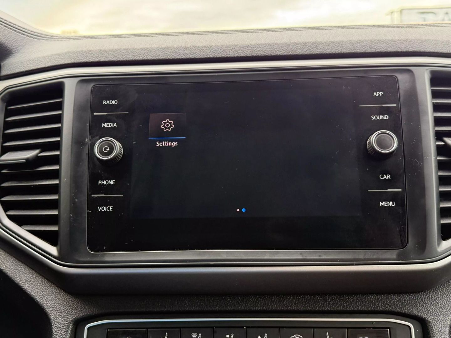 2020 Volkswagen Atlas - Image 40