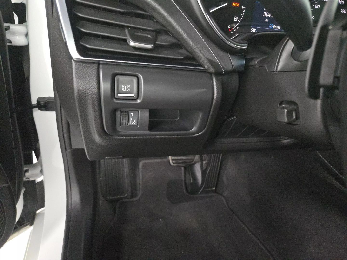2023 Cadillac Ct5 - Image 19