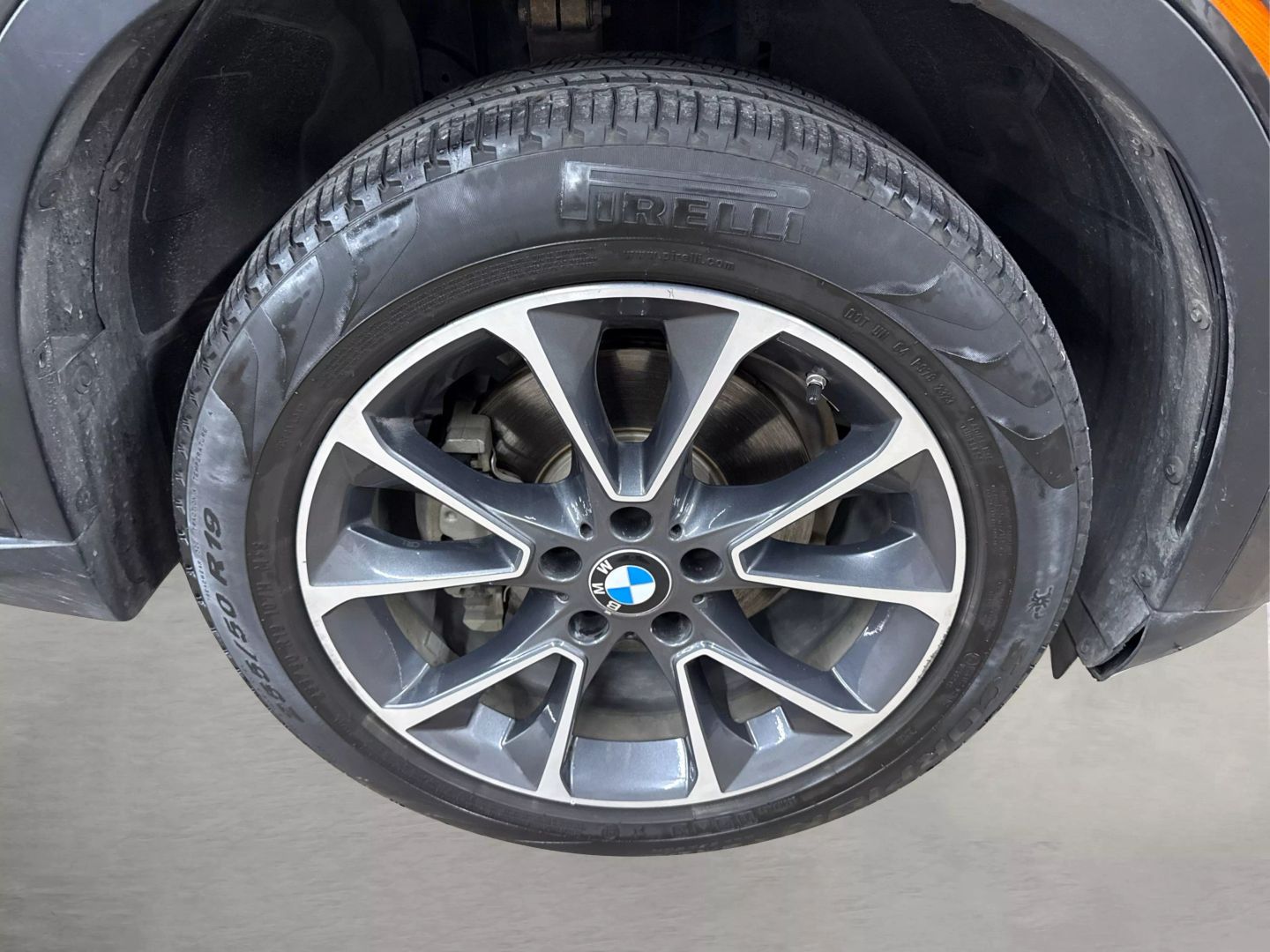 2017 Bmw X5 - Image 15