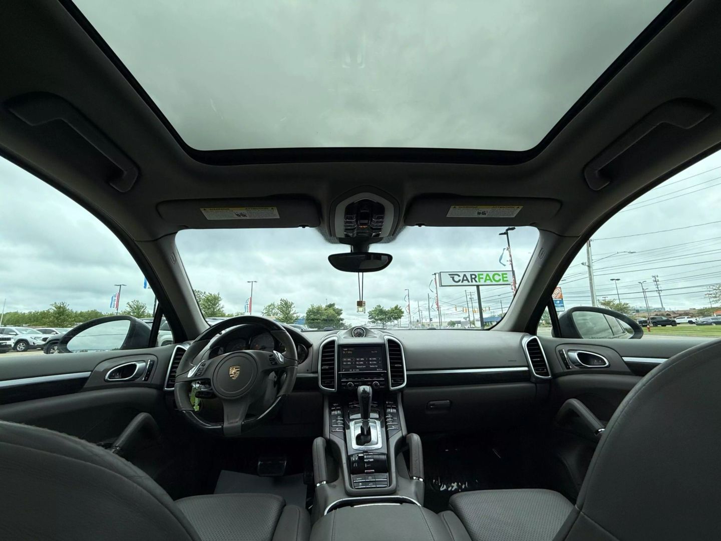 2013 Porsche Cayenne - Image 28