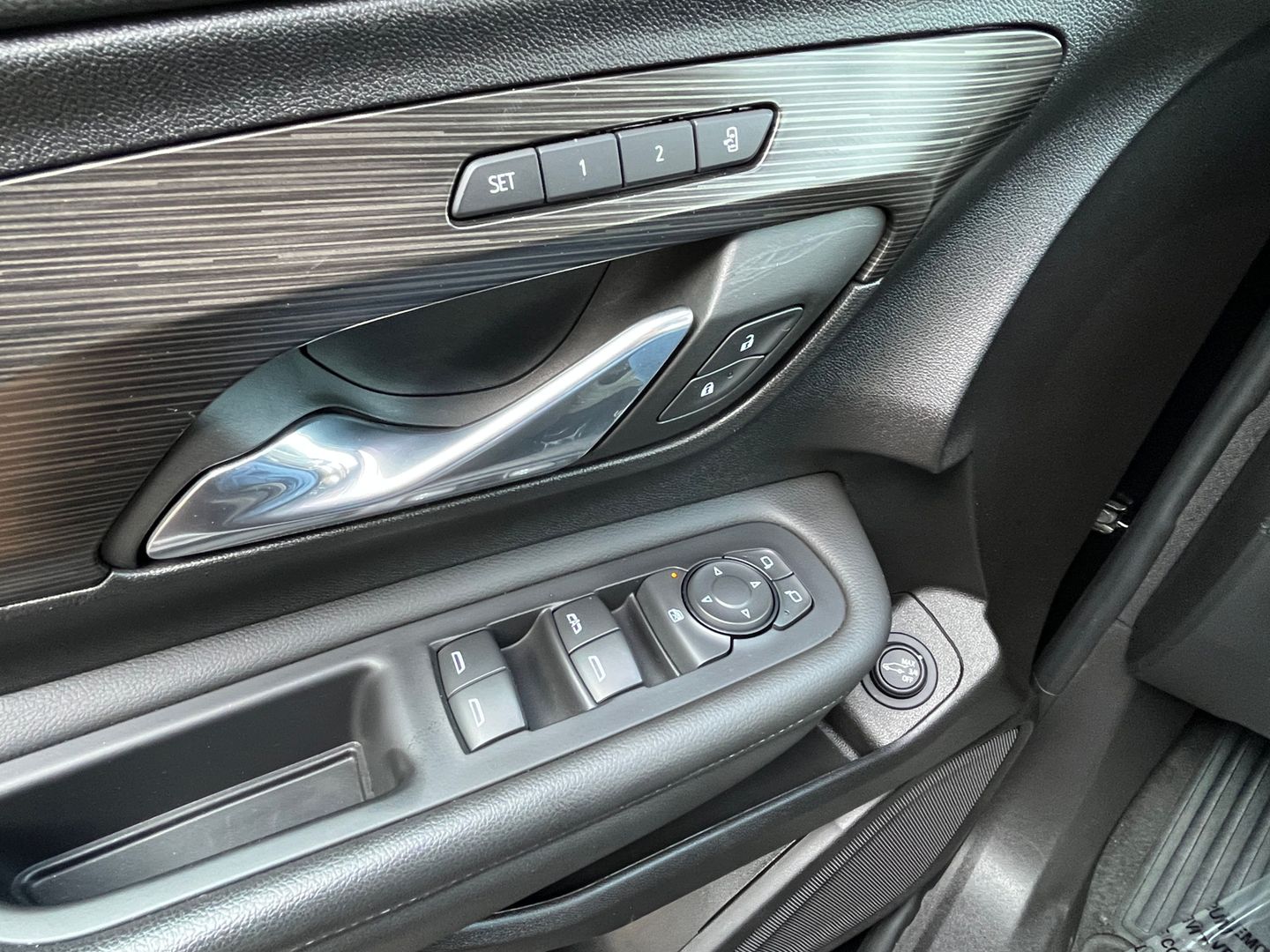 2024 GMC TERRAIN SUV 4-CYL, TURBO, 1.5 LITER SLT SPORT UTILITY 4D