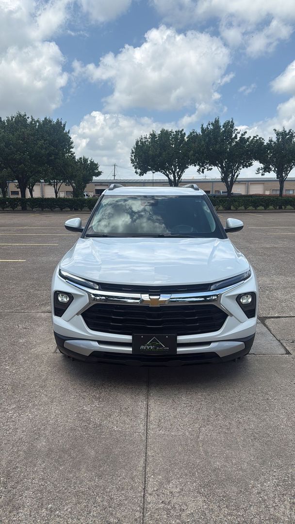 2025 Chevrolet Trailblazer LT's photo