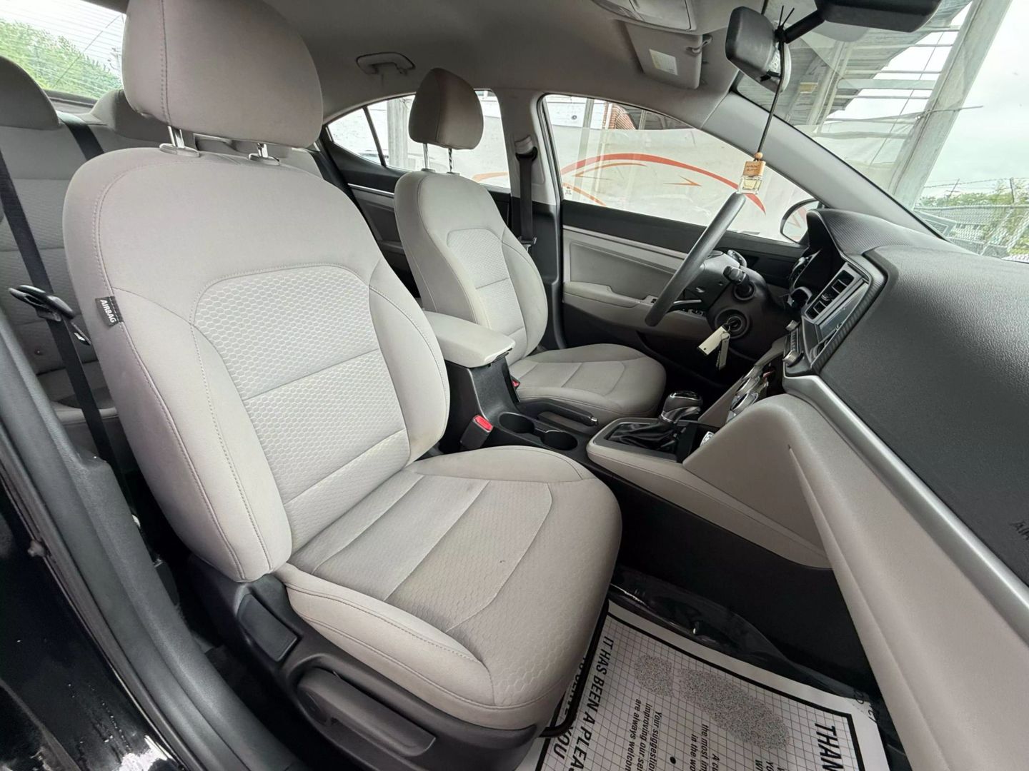 2019 Hyundai Elantra - Image 26