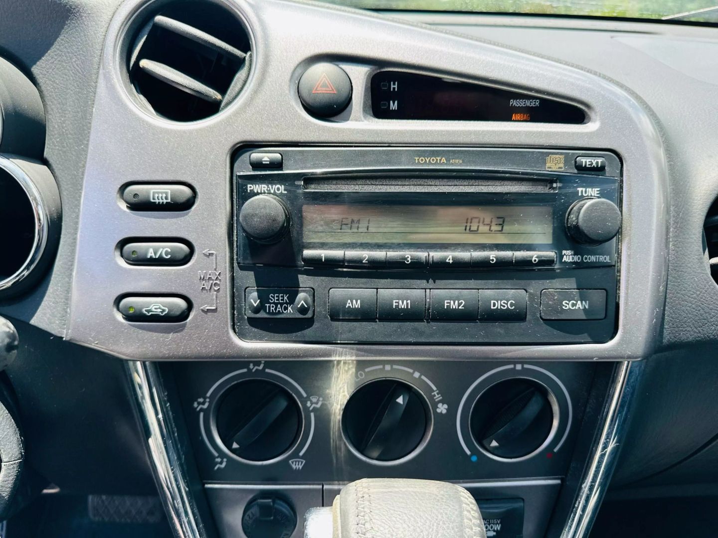 2005 Toyota Matrix - Image 19
