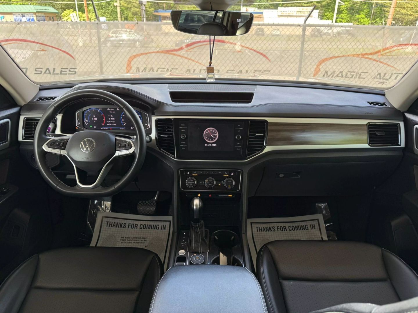 2021 Volkswagen Atlas - Image 29