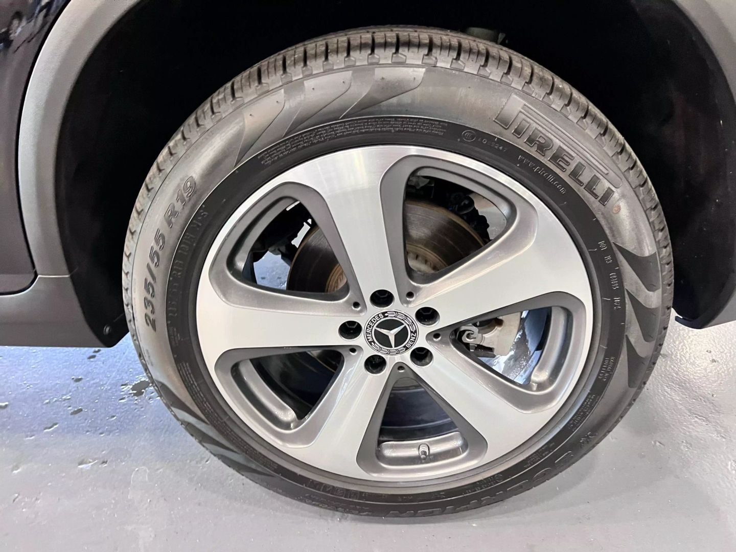 2019 Mercedes-benz Glc Glc 300 Sport Utility 4d - Image 32