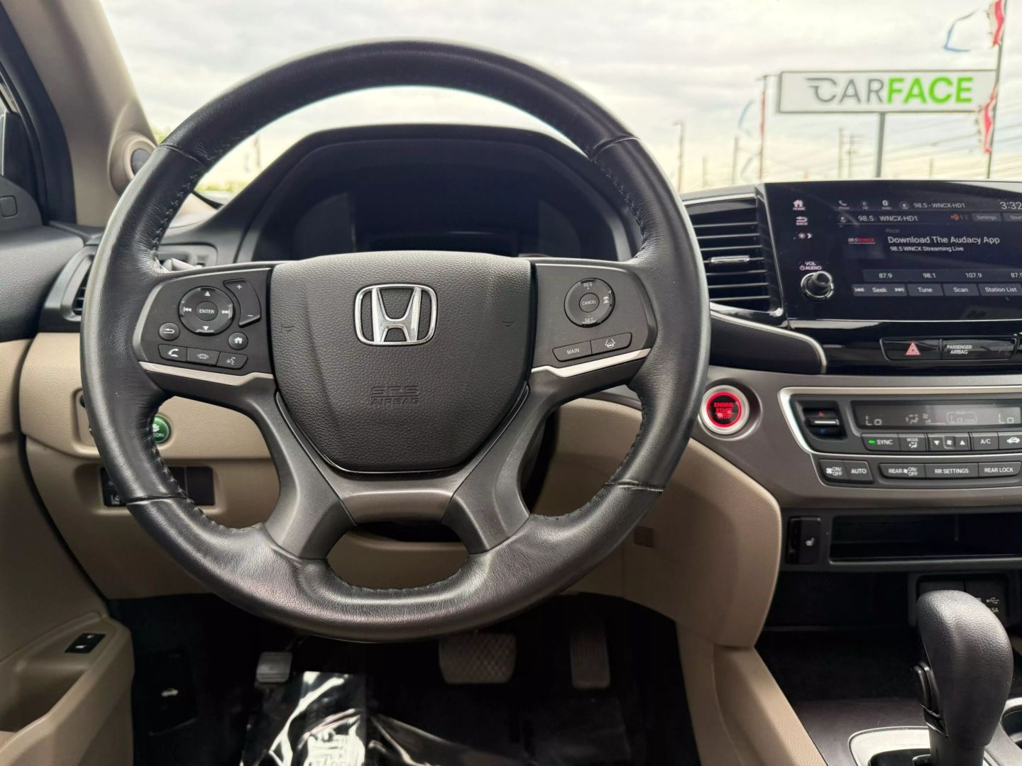2020 Honda Pilot - Image 32