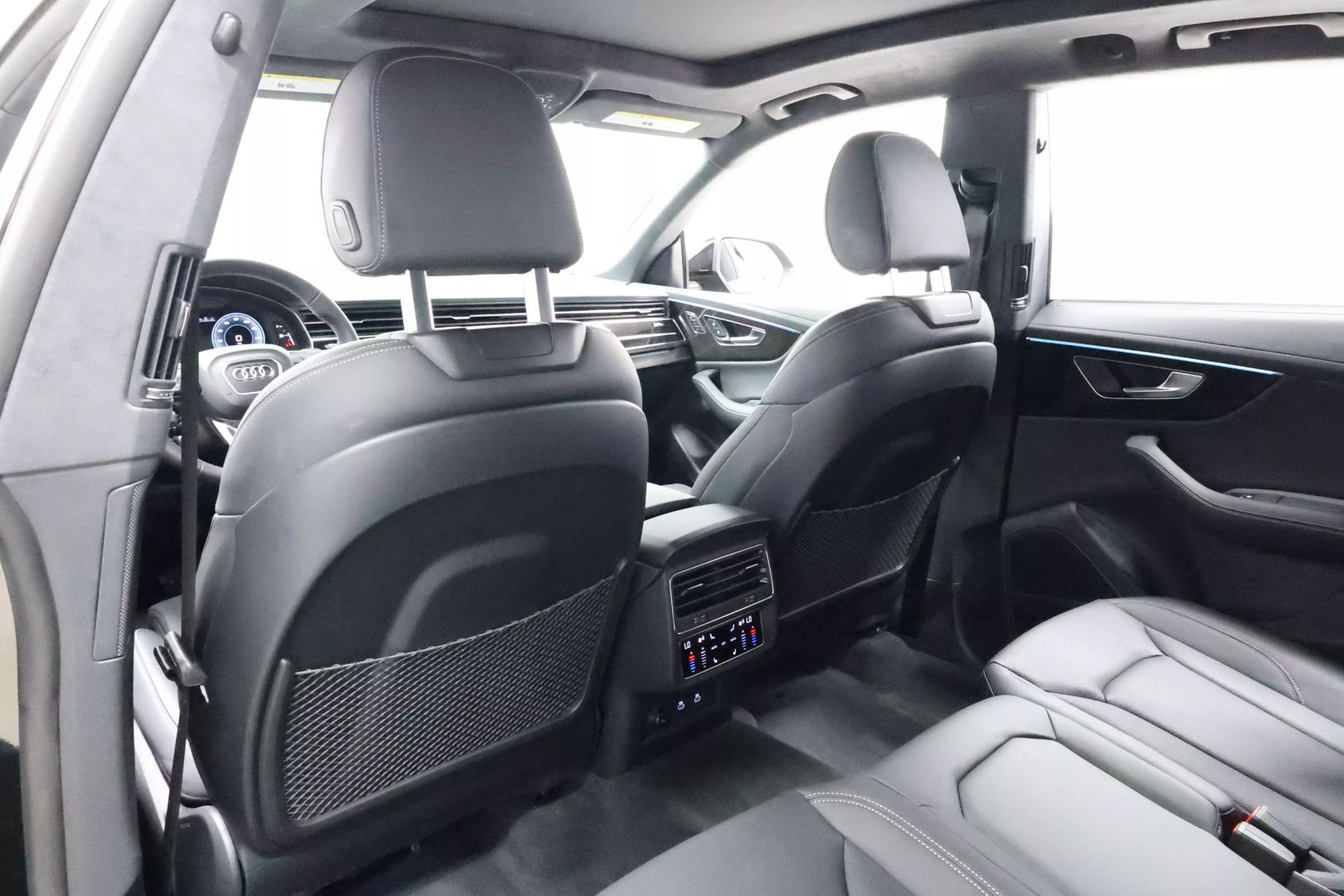 2025 Audi Q8 - Image 59