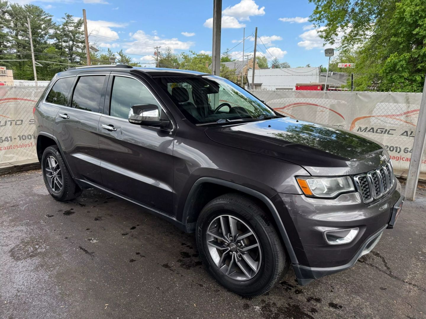 2017 Jeep Grand Cherokee - Image 7