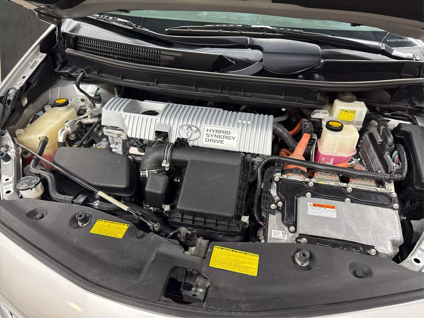 2012 Toyota Prius V - Image 9