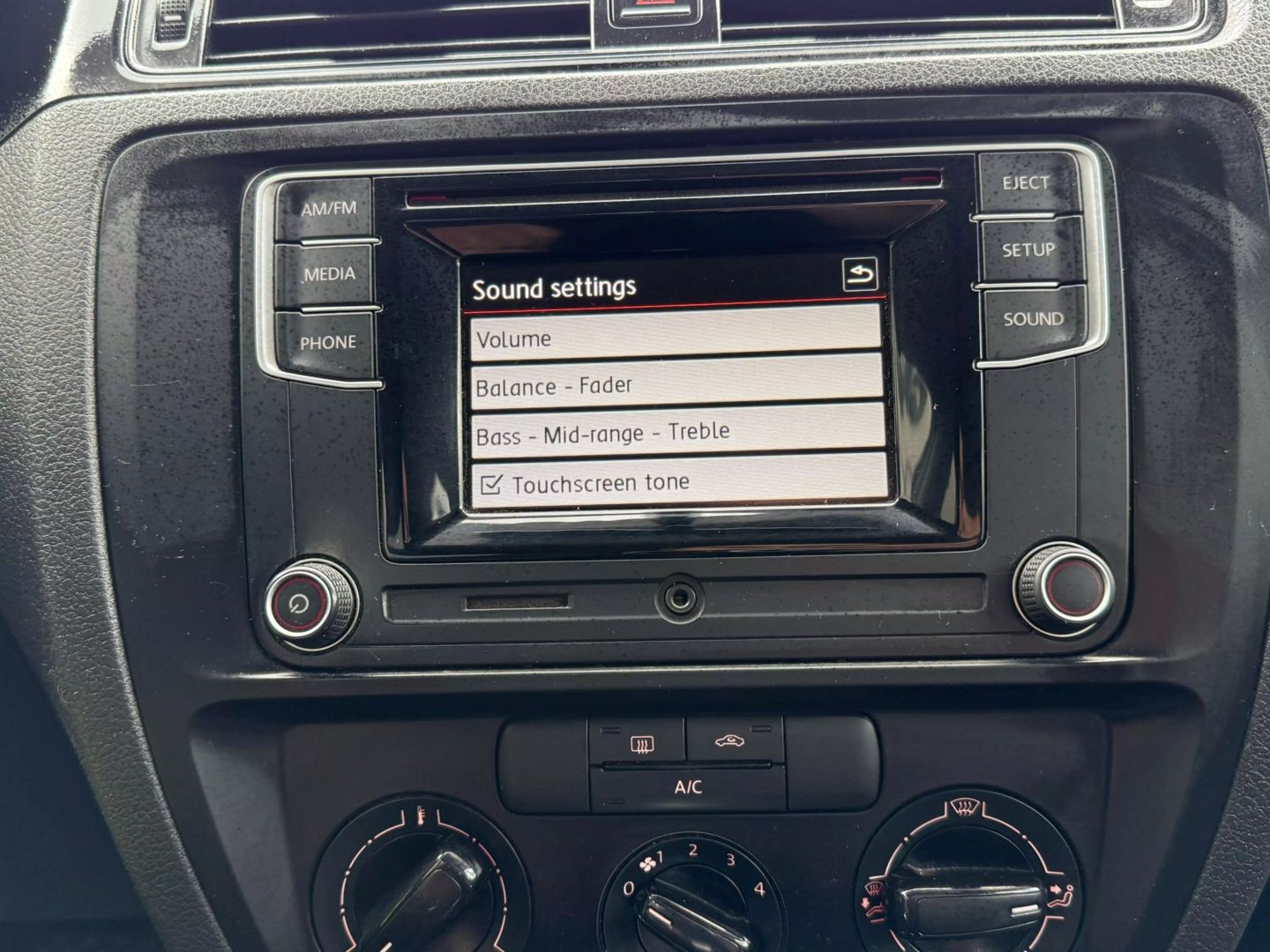 2016 Volkswagen Jetta - Image 35