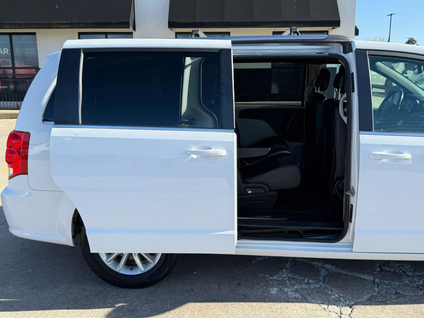 2019 Dodge Grand Caravan Passenger - Image 25