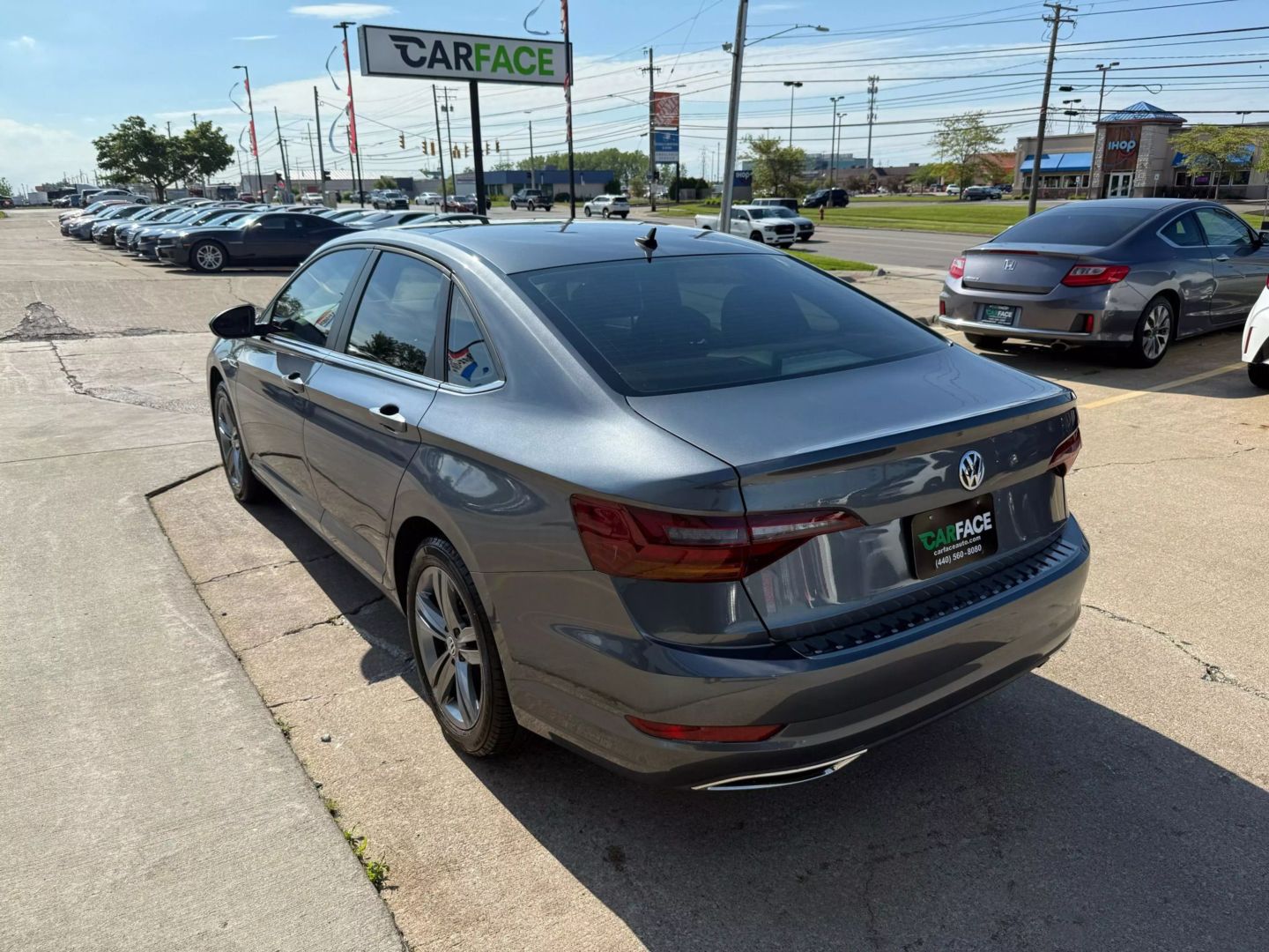 2019 Volkswagen Jetta - Image 8
