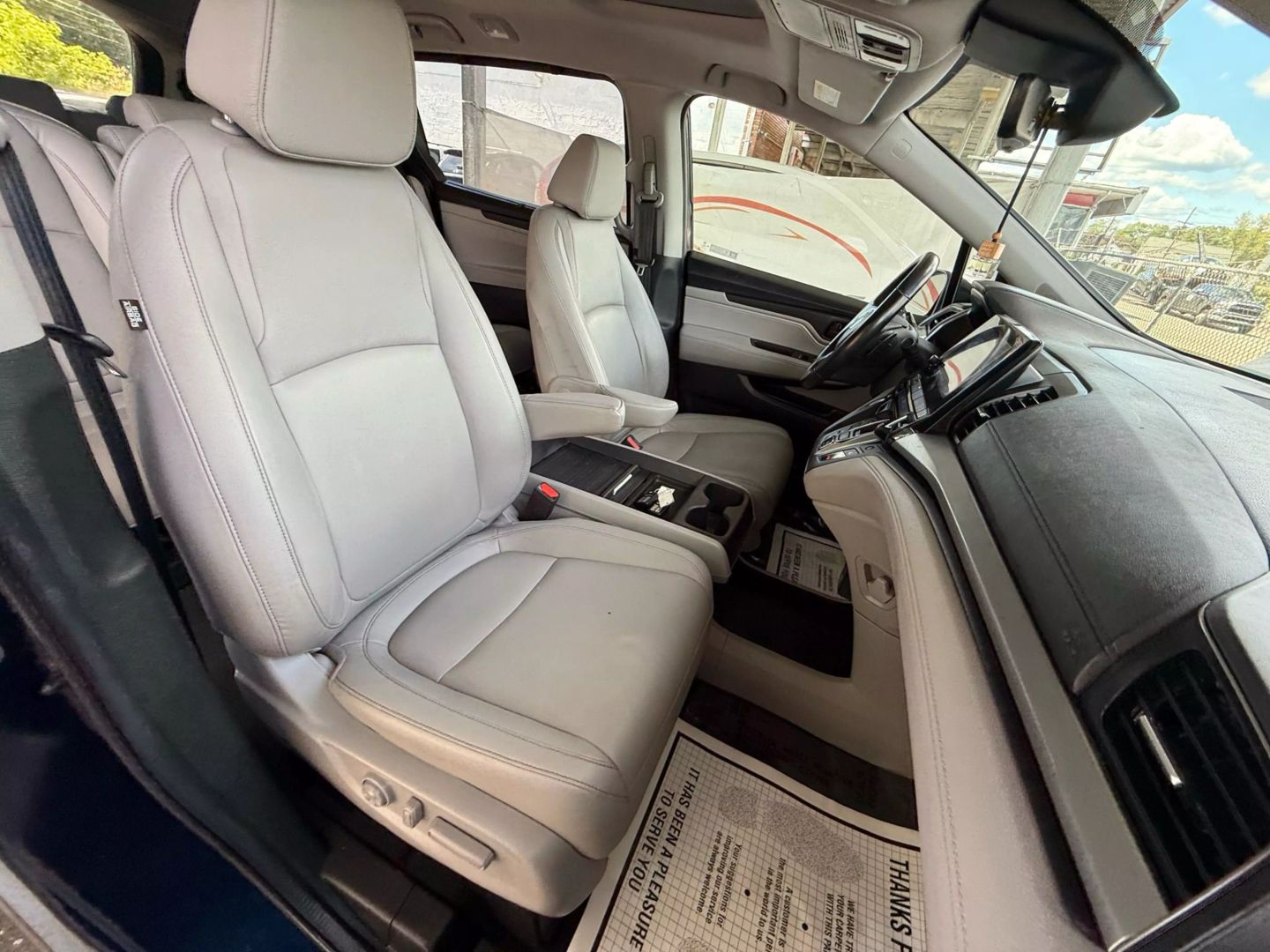 2022 Honda Odyssey - Image 23