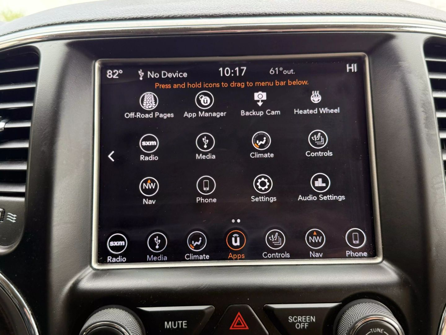 2018 Jeep Grand Cherokee - Image 41