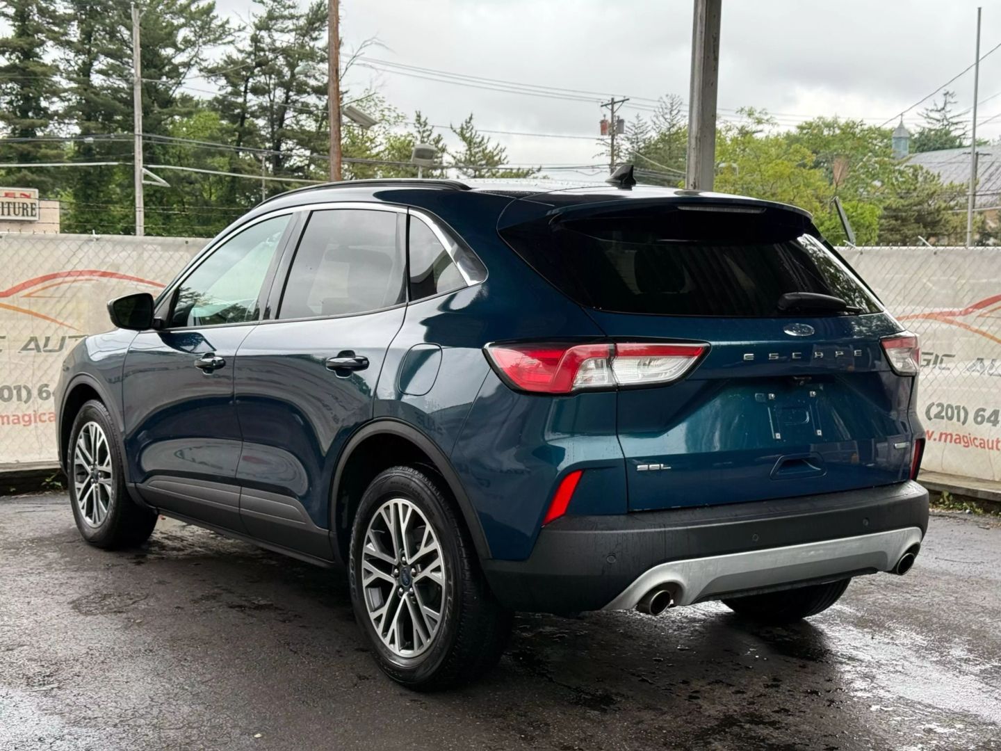 2020 Ford Escape - Image 9