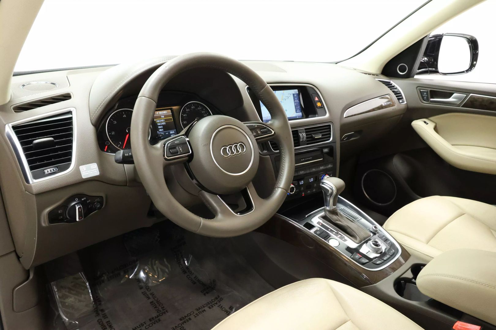 2016 Audi Q5 - Image 2