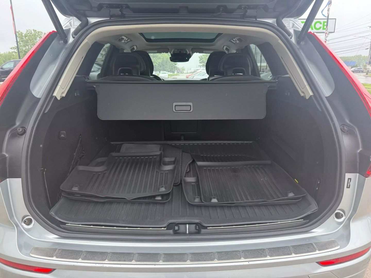 2018 Volvo Xc60 - Image 13