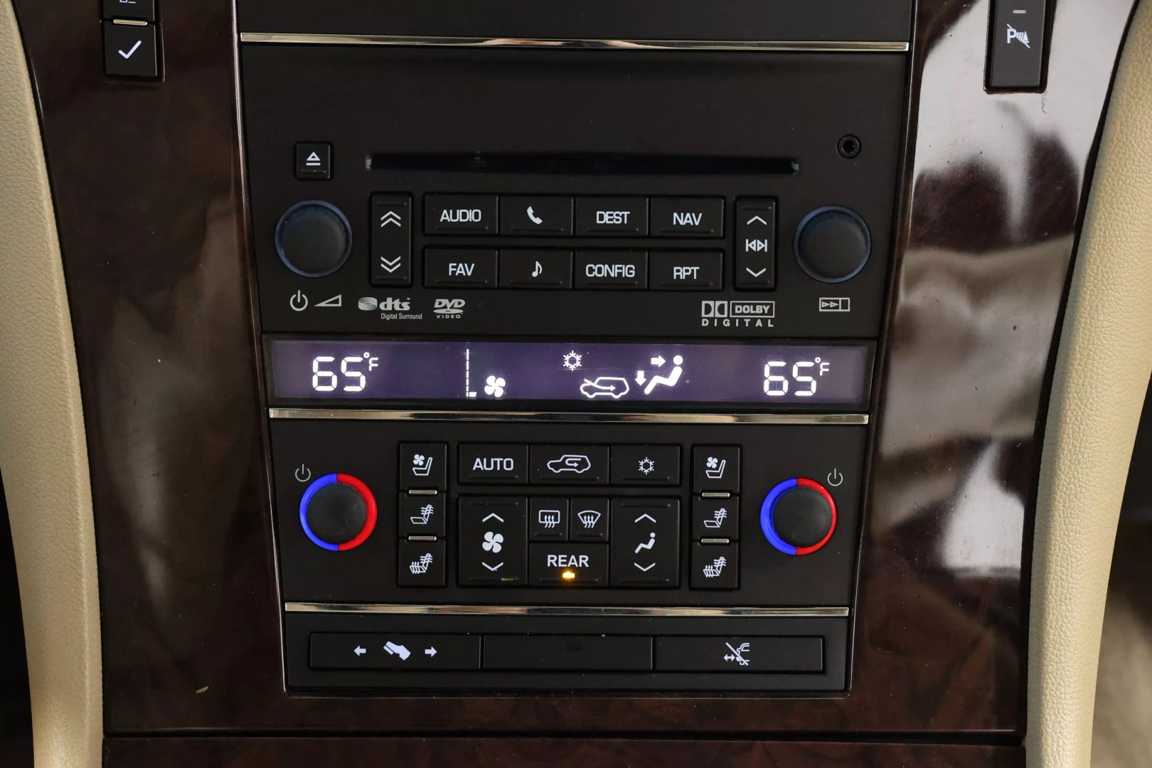 2012 Cadillac Escalade - Image 36