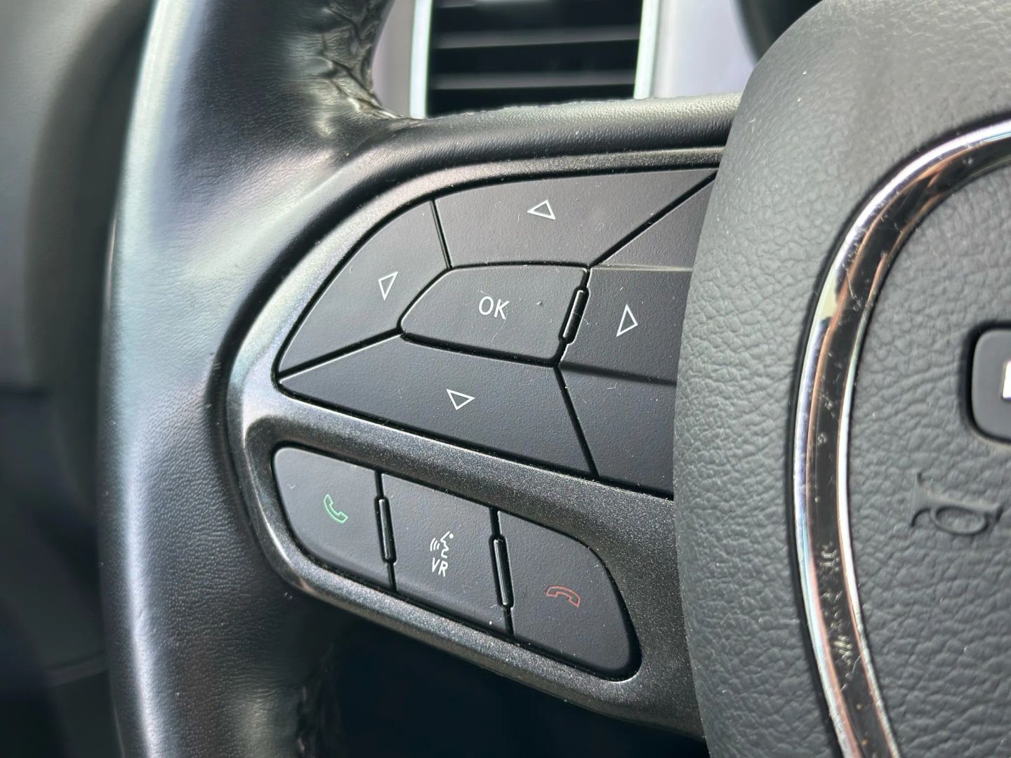2023 DODGE CHARGER SEDAN V6, 3.6 LITER SXT SEDAN 4D