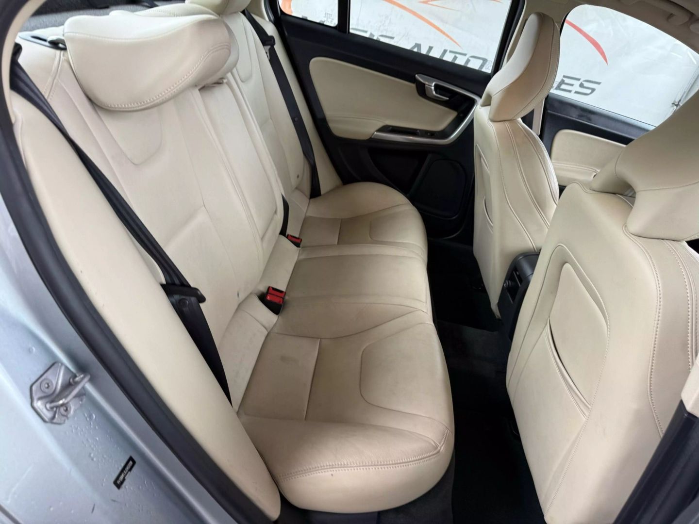 2018 Volvo S60 - Image 22