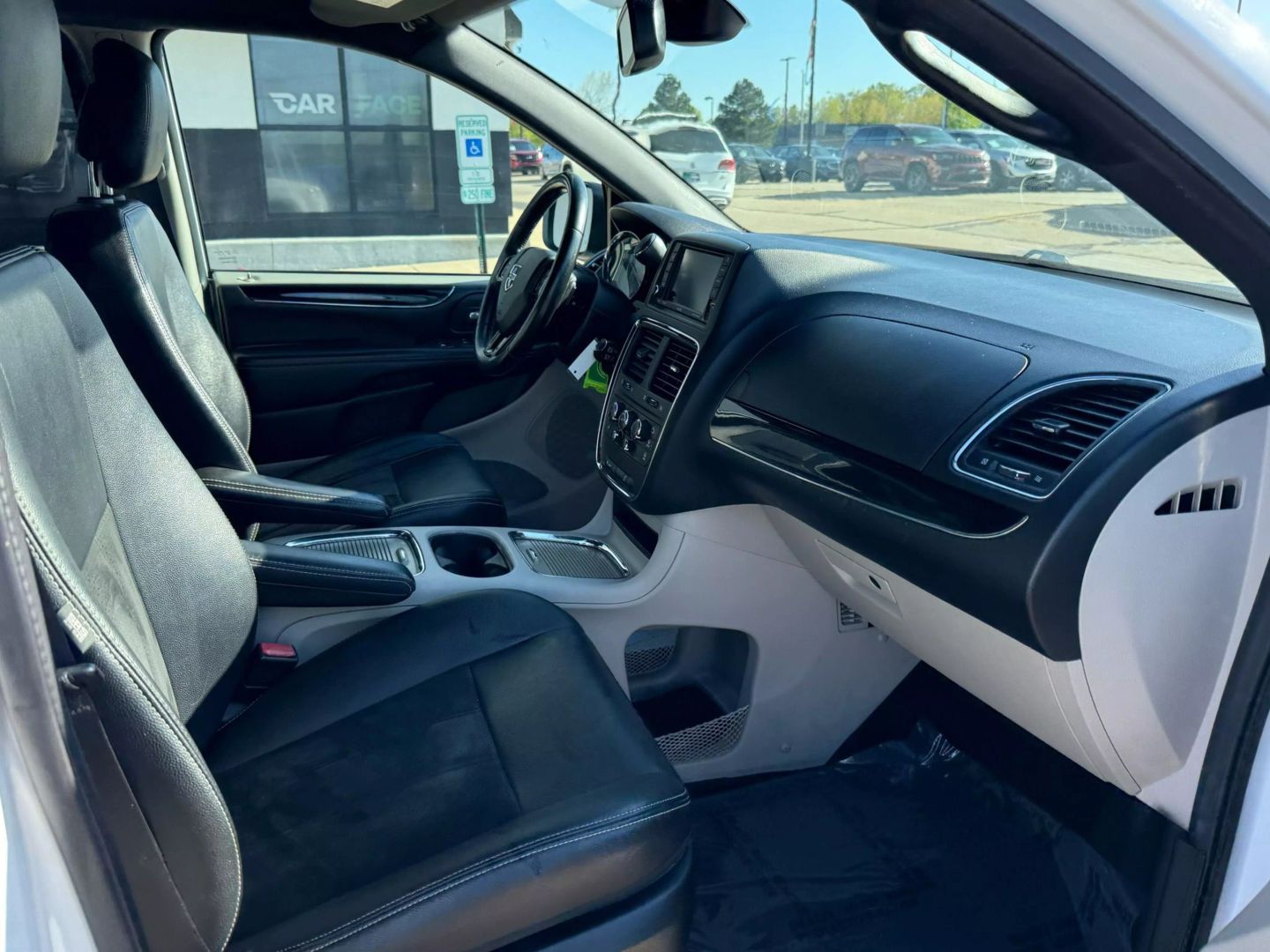 2019 Dodge Grand Caravan Passenger - Image 31